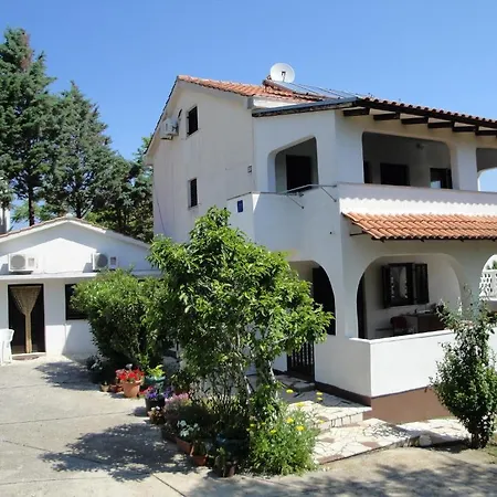 Estee Soline Apartment
