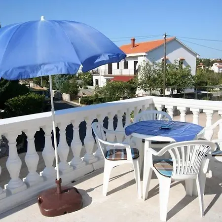 Estee Soline Apartment *