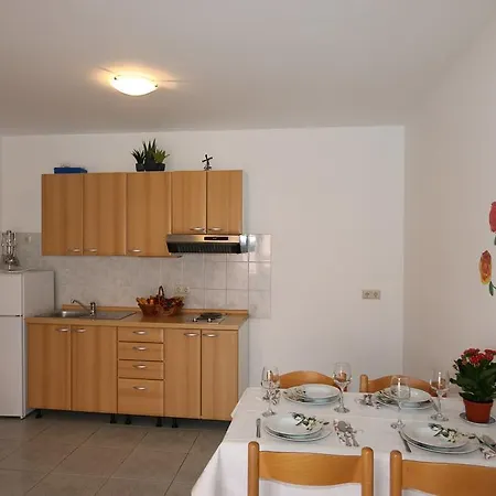 Estee Soline Apartment *